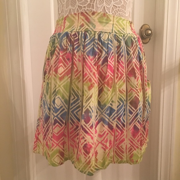 SANTIKI Billie Batik Mini Skirt🌴 - Picture 3 of 7